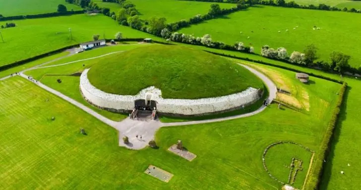 ۱۰ سازه باستانی حیرت انگیزی که بسیار جلوتر و پیشرفته تر از زمانه خود بودند ۱۰ سازه باستانی حیرت انگیزی که بسیار جلوتر و پیشرفته تر از زمانه خود بودند