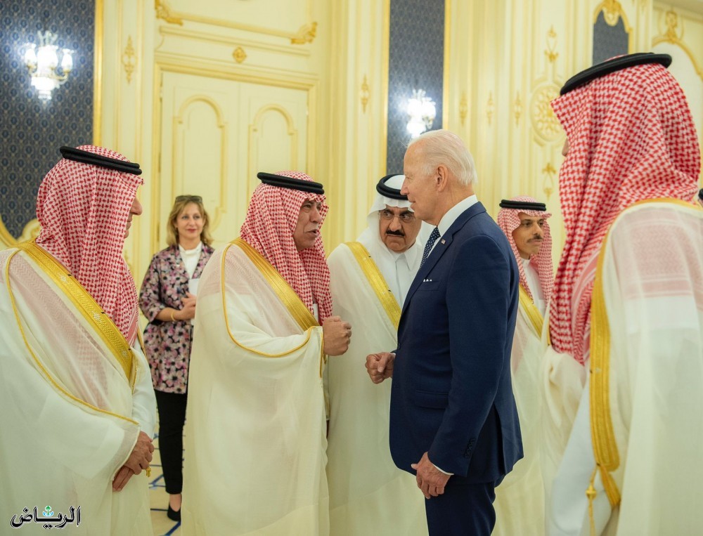 سفر پرحاشیه جو بایدن به عربستان سعودی (+عکس) / مشت برای محمد بن سلمان / خروج امریکایی ها از جزیره صنافیر / ویزای 10 ساله امریکا برای سعودی ها سفر پرحاشیه جو بایدن به عربستان سعودی (+عکس) / مشت برای محمد بن سلمان / خروج امریکایی ها از جزیره صنافیر / ویزای 10 ساله امریکا برای سعودی ها