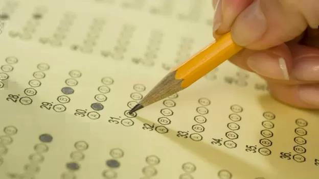 چطور خودفریبی به ما اجازه می‌دهد دروغ بگوییم؟