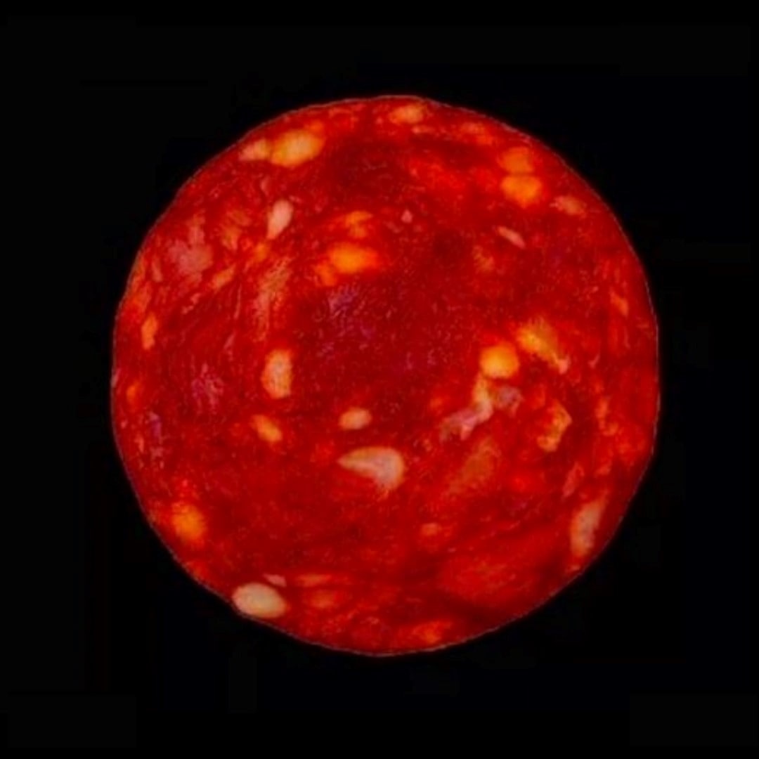 ستاره‌ای که سوسیس از آب درآمد!