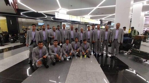 تیم نفربر سپاه وارد چین شد (+ عکس) تیم نفربر سپاه وارد چین شد (+ عکس)