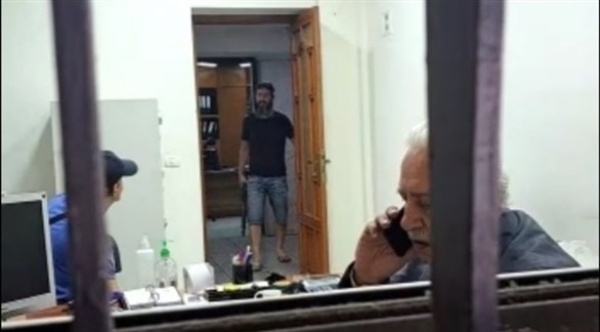 لبنان؛ گروگانگیری در بانک برای دریافت پول خود لبنان؛ گروگانگیری در بانک برای دریافت پول خود