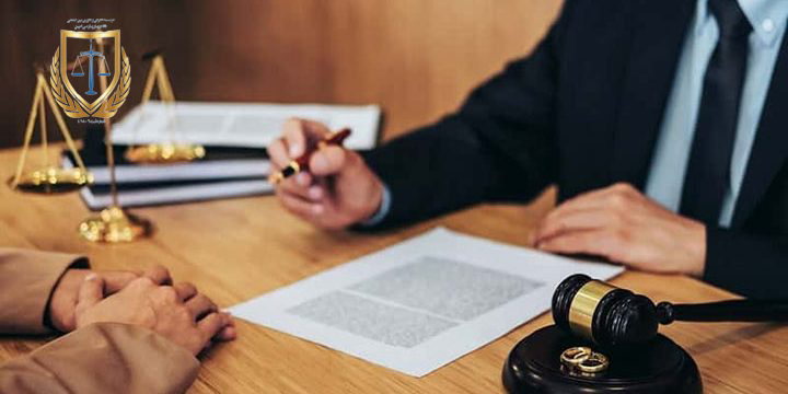 مشاوره تلفنی با وکیل دادگستری