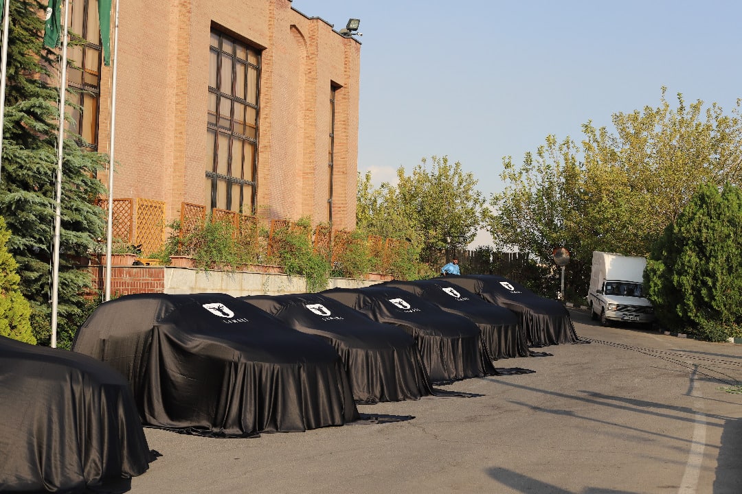 تحویل اولین سری خودروهای لاماری ایما به مشتریان / افزایش تولید در دستور کار قرار گرفت تحویل اولین سری خودروهای لاماری ایما به مشتریان / افزایش تولید در دستور کار قرار گرفت