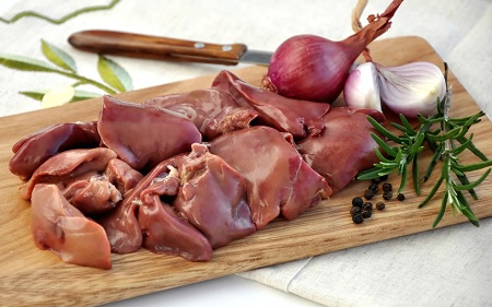 آشنایی با خواص و مضرات جگر گوسفند آشنایی با خواص و مضرات جگر گوسفند