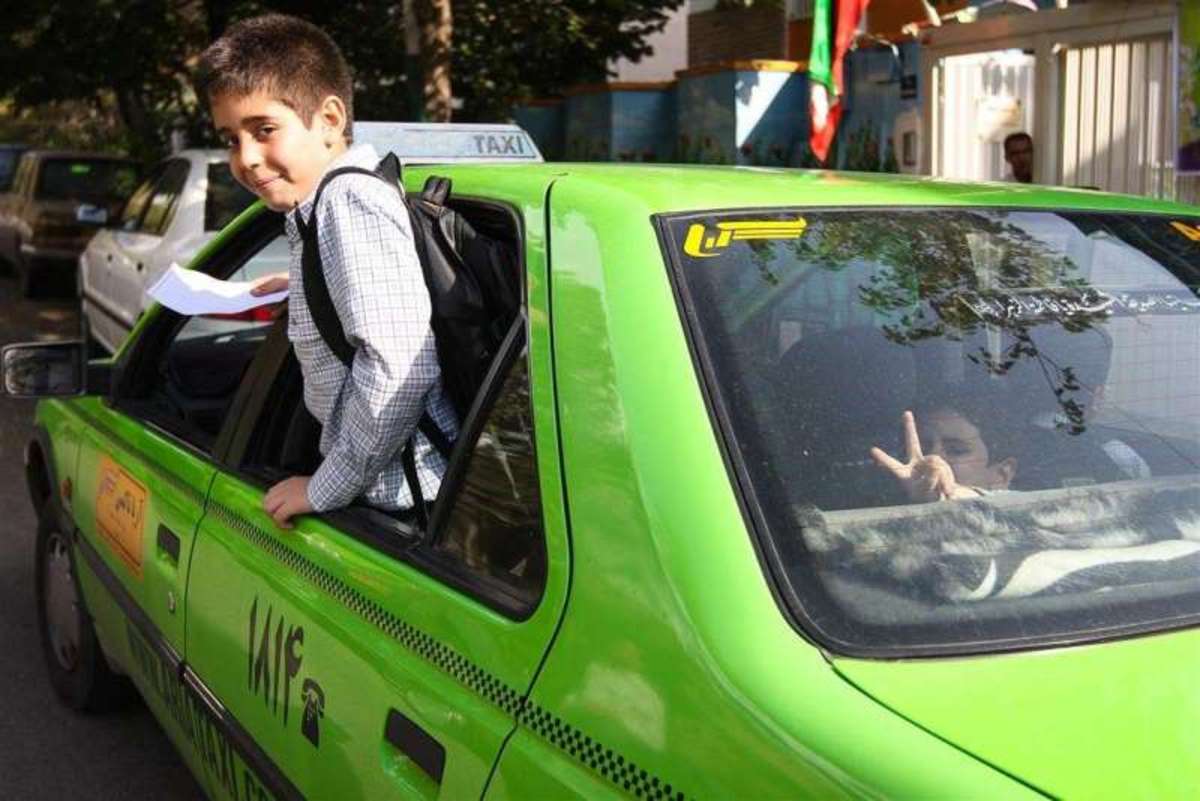 قیمت‌های باورنکردنی سرویس مدارس/ جابجایی دانش آموزان لاکچری شد
