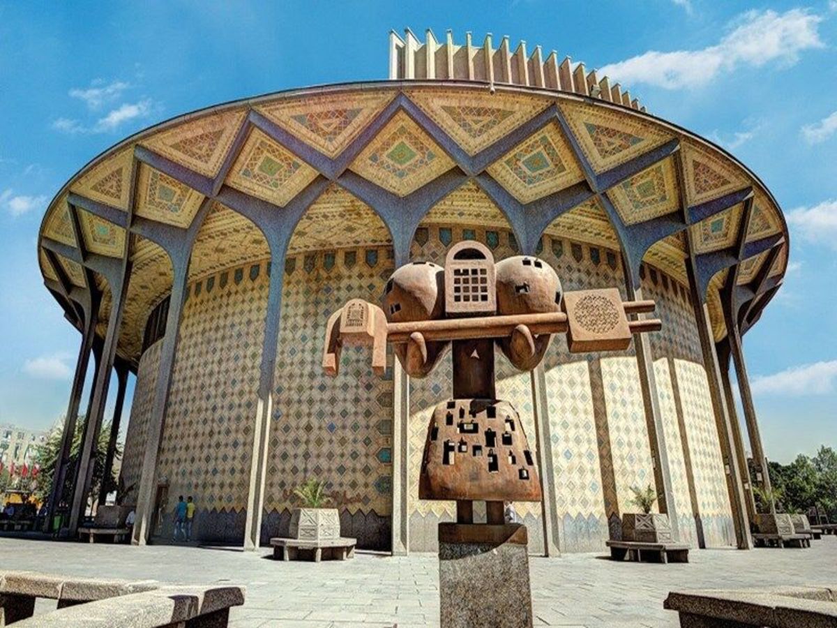 تئاتر شهر تا سه‌شنبه تعطیل شد