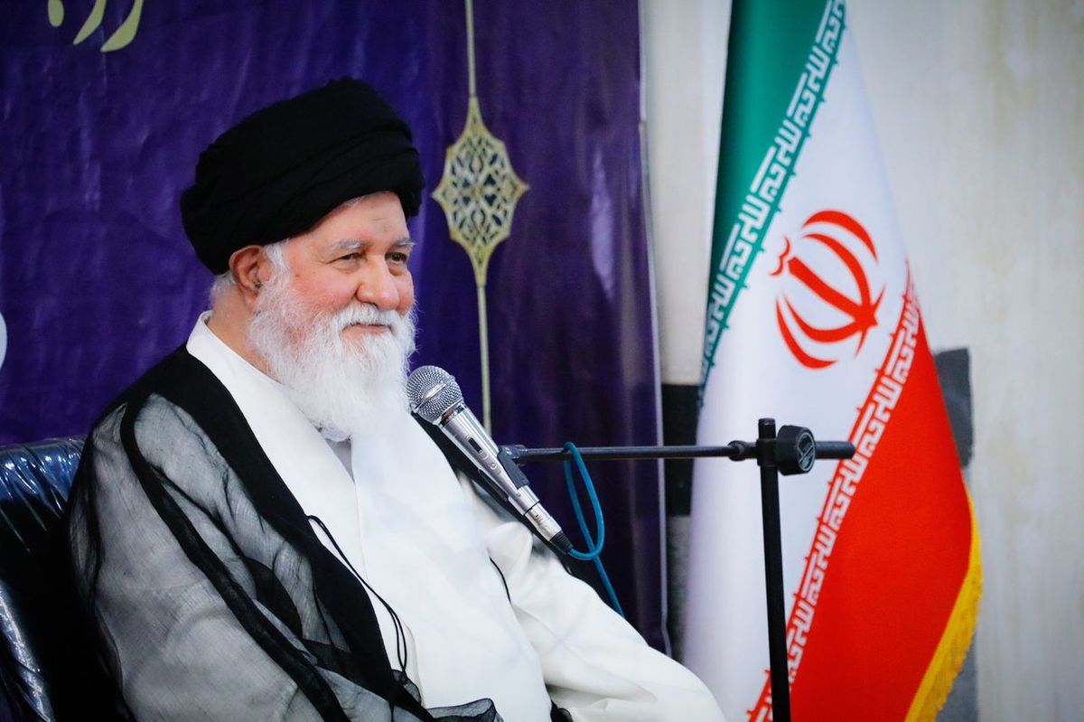علم‌الهدی: جنگ رسانه‌ای کنونی، دست کمی از دفاع مقدس ندارد/ فعالان رسانه از جوسازی دشمن نترسند