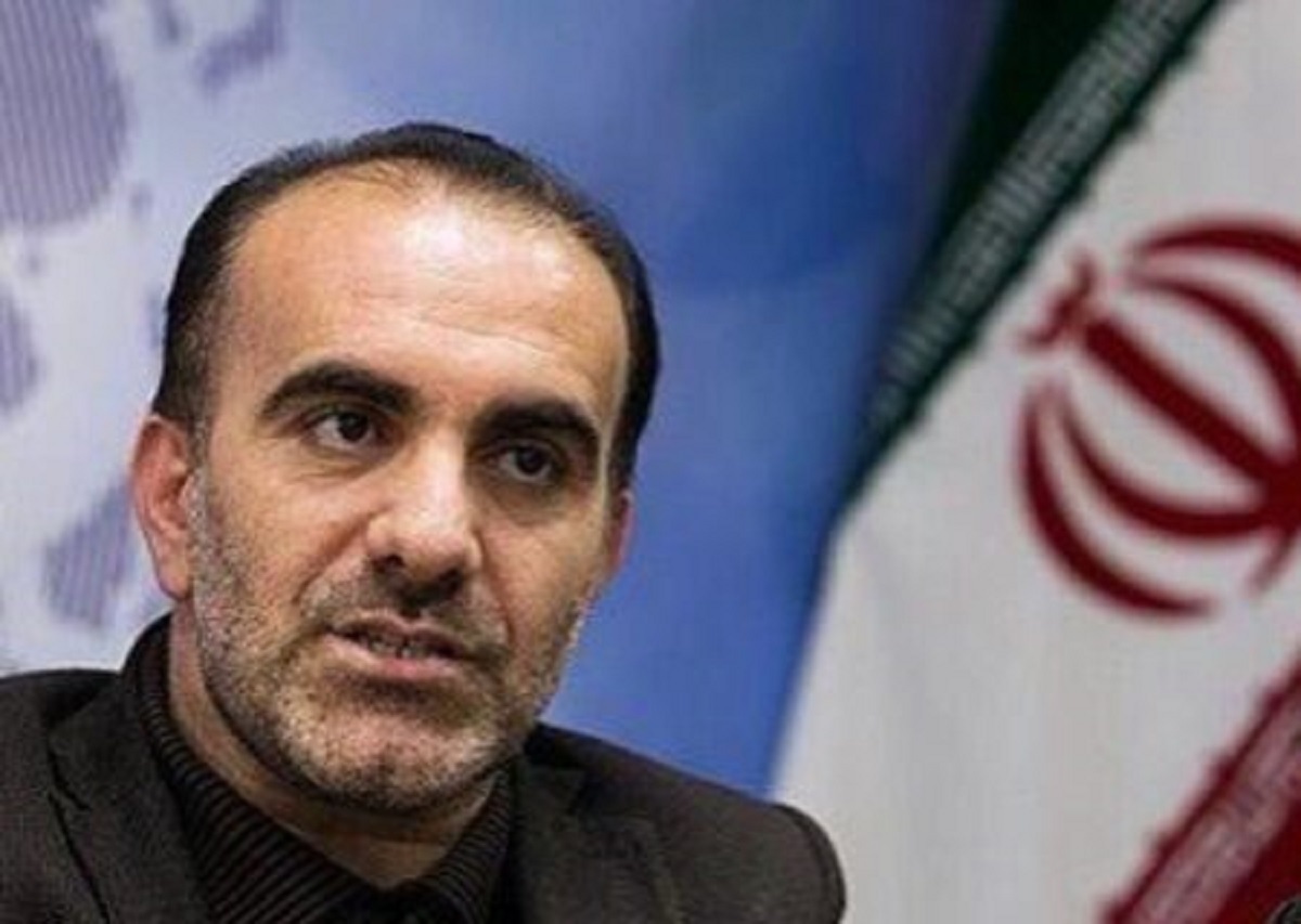 رئیس نظام پزشکی:  نمی شود در هر شهر و روستایی یک دانشکده بزنیم و آنجا دانشجو را استاد ندیده و بیمار ندیده آموزش دهیم، فردا هم مدرکی به آن ها دهیم