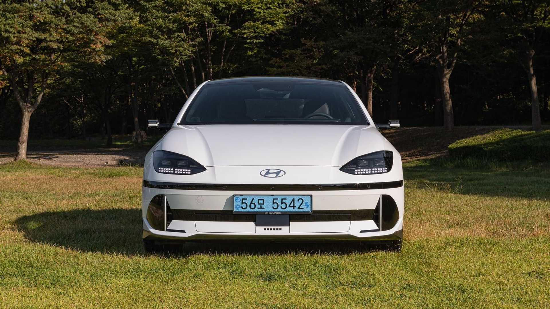 آیونیک 6؛ وقتی خبری از محصولات هیوندای که عادت داشتیم، نیست! (+عکس)