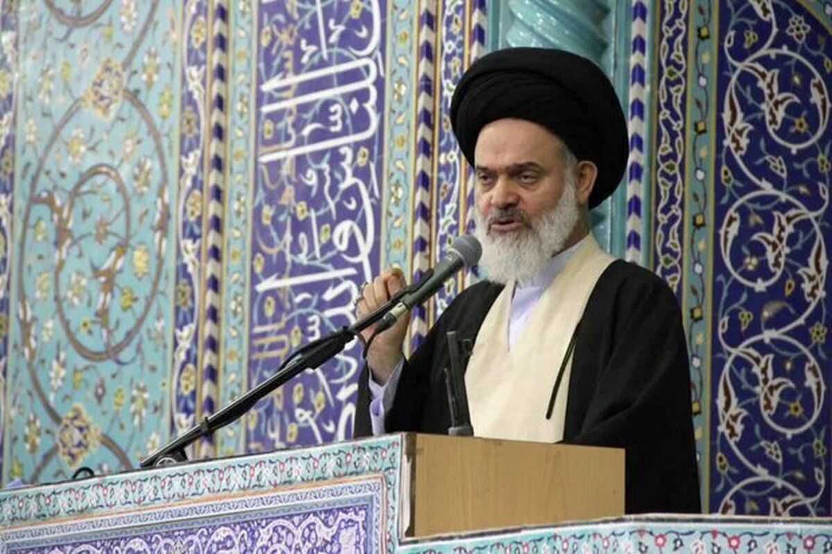 امام جمعه قم: حادثه فوت این دختر ممکن است در هر جایی رخ دهد؛ قانون باید حرف آخر را بزند
