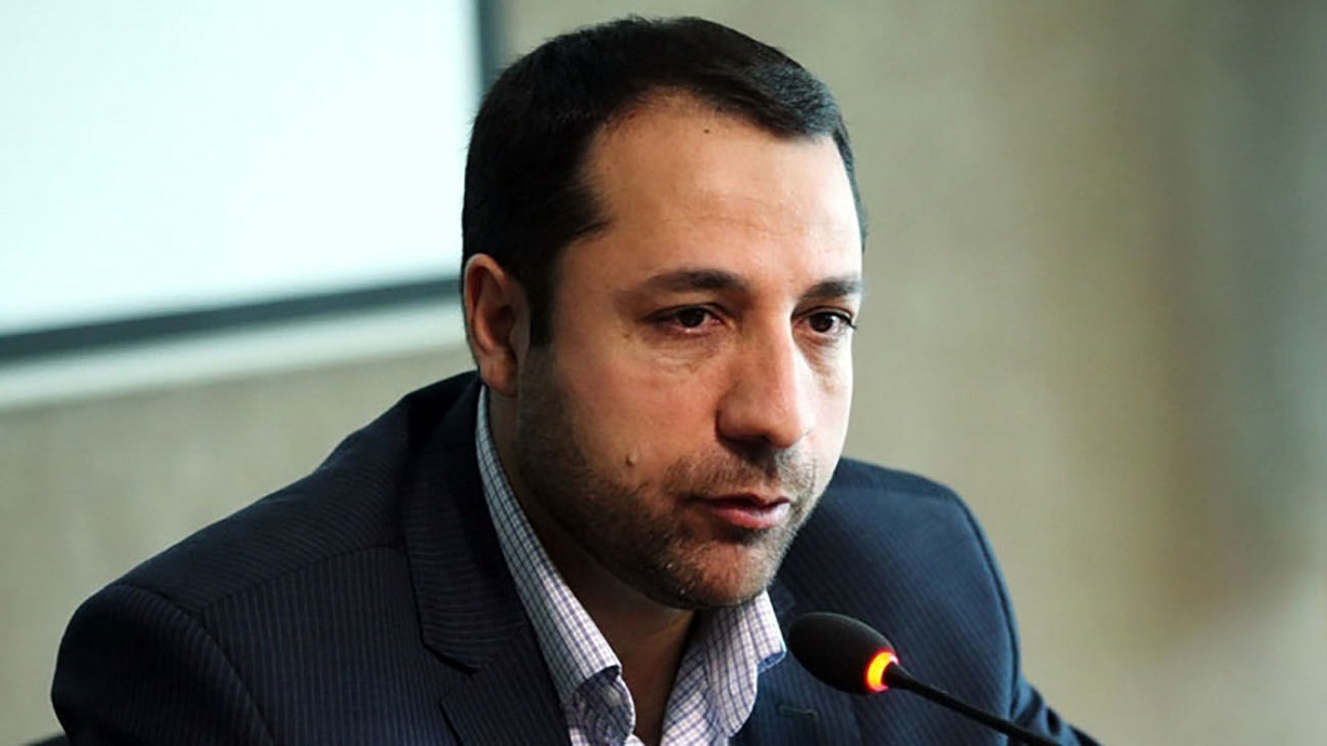 رئیس بانک مرکزی: وام ازدواج باید با یک ضامن پرداخت شود