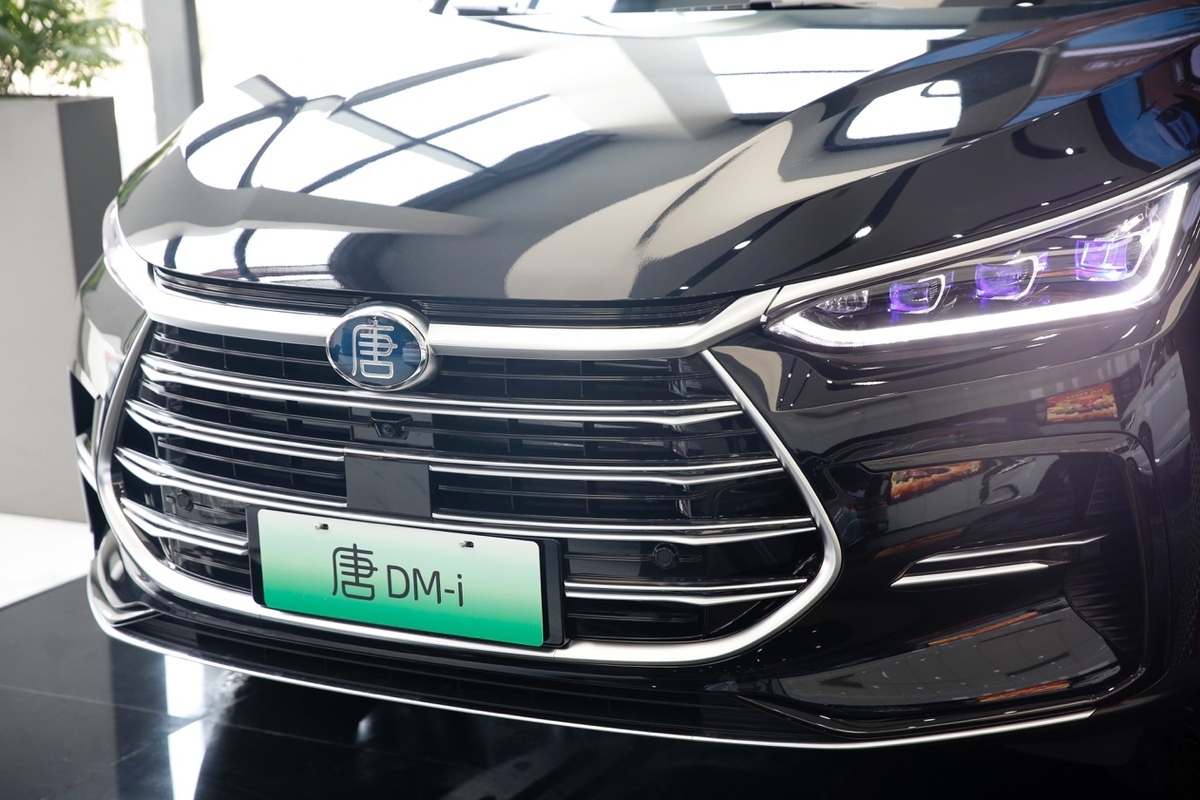 چینی ها کدام شاسی بلندهای فناورانه را بیشتر خریده اند؟! (+عکس) چینی ها کدام شاسی بلندهای فناورانه را بیشتر خریده اند؟! (+عکس)