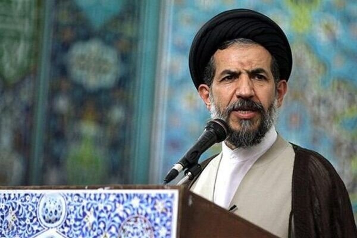 ابوترابی فرد، خطیب نماز جمعه تهران: مشکلات امروز به فاصله ما با شایسته‌سالاری برمی‌گردد
