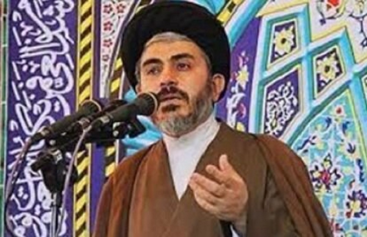 حمله خطیب جمعه ارومیه به «ورزشکارانی که حرمت پرچم و سرود ملی را زیر پا می‌گذارند» / مسئولان باید با این «خودفروخته‌ها» برخورد کنند