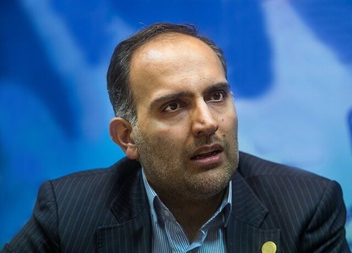 عضو شورای عالی انقلاب فرهنگی: کار فوتبالیست ها در نخواندن سرود ملی خطا و بی‌تجربگی بود