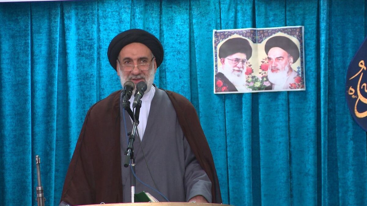 امام جمعه شهرکرد: شبانه‌روز در حال امتحان الهی هستیم که یکی پس از دیگری به سراغ ما می‌آید
