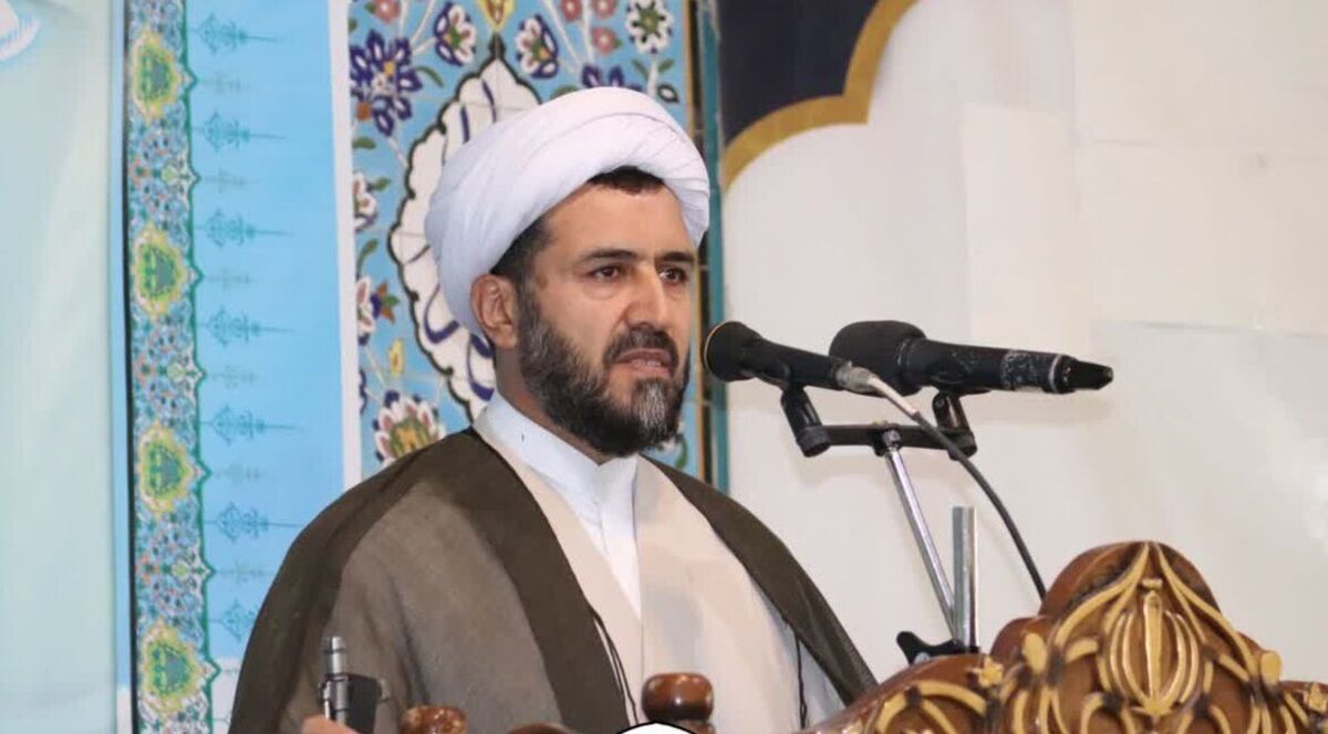امام جمعه ملایر: توطئه‌های بیشتری در راه است/ تمام مشکلات ما زیر سر آمریکا، رژیم صهیونیستی و عربستان است