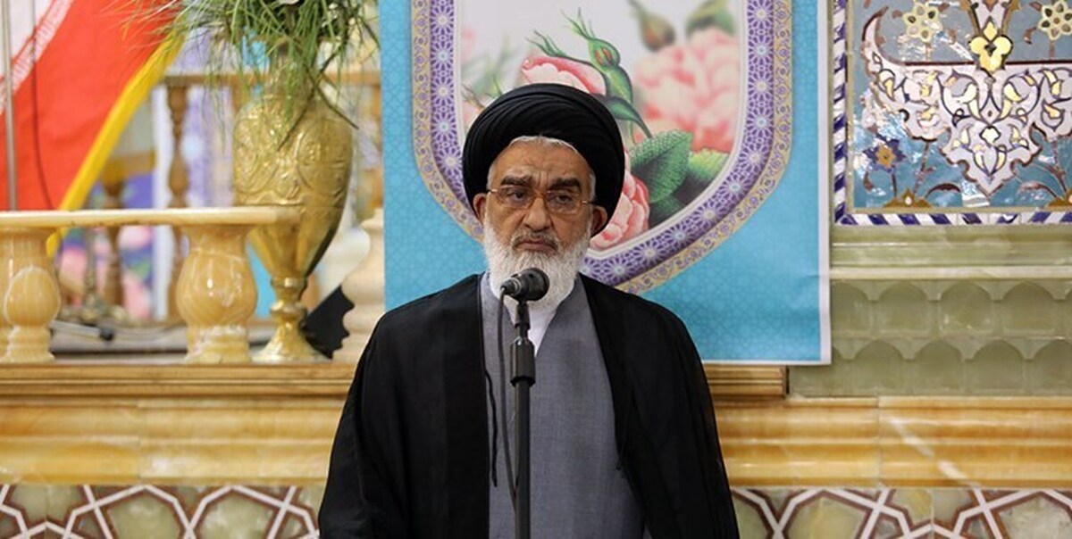 امام جمعه قم: مسئولان با صحنه‌گردانان اغتشاشات با رویکرد «اشداء علی الکفار» برخورد کنند