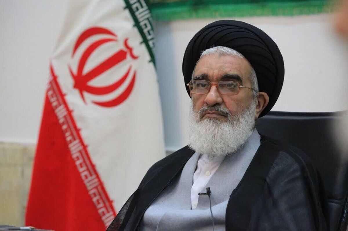 تولیت حرم حضرت معصومه:  در کشورهای غیر اسلامی نیروی انتظامی با خشونت رفتار می کند و حتی به خطاکارهای خود هم جایزه می‌دهند