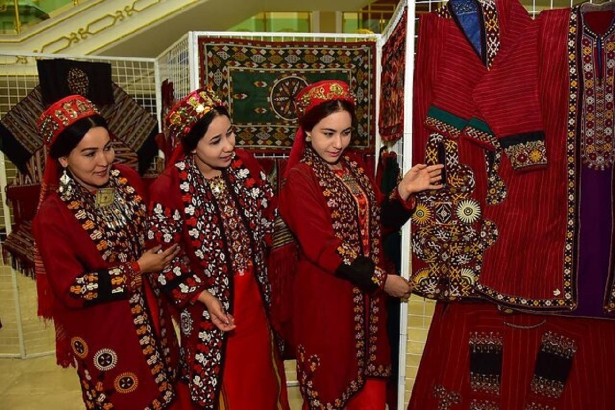 «سوزن‌دوزی ترکمن» ثبت جهانی شد (+عکس)