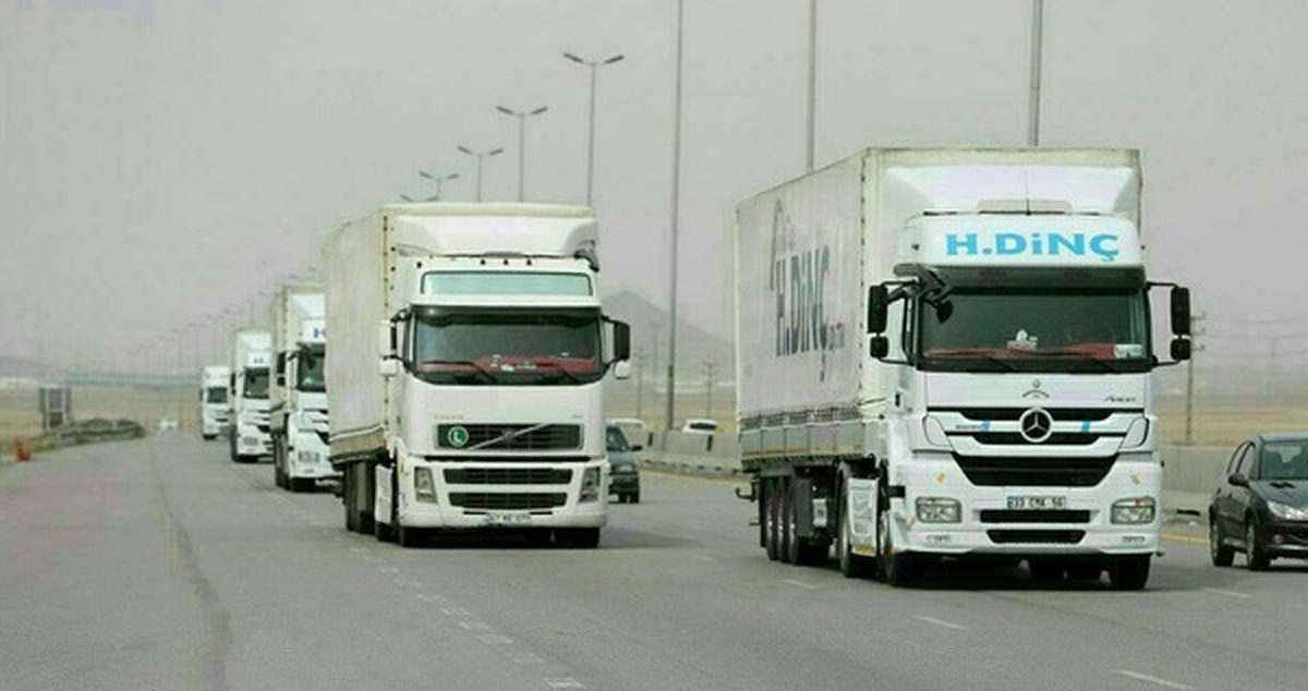 چرا اپل محصولاتش را از چین خارج می‌کند؟