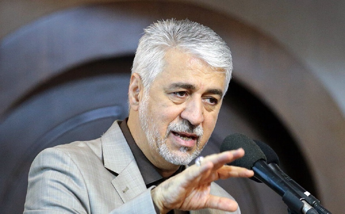 واکنش وزیر ورزش به انتقاد ورزشکاران دیگر رشته ها از پاداش ملی‌پوشان فوتبال: پاداش فوتبال برای صعود به جام جهانی بود