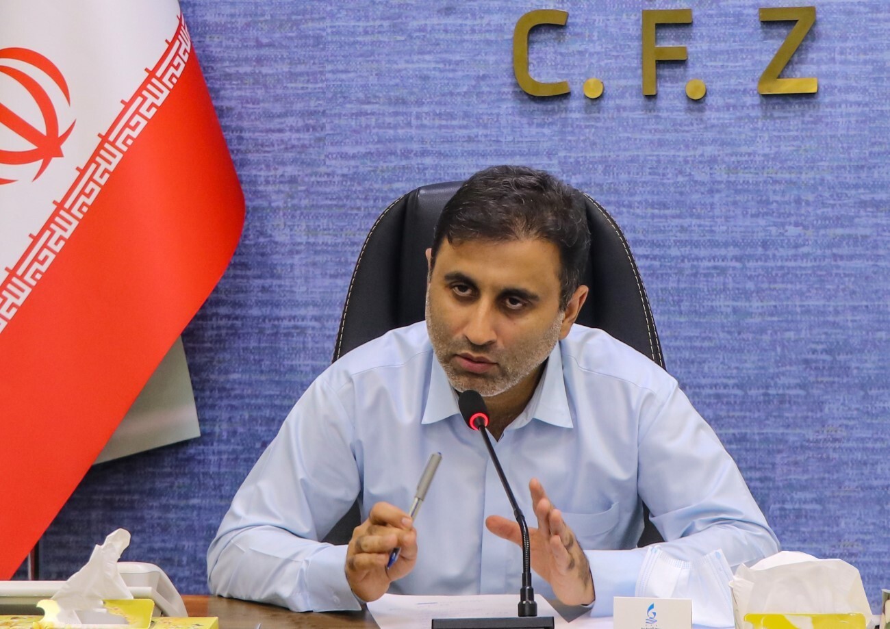 مسئولان بدون هیچ محدودیتی به فضای مجازی دسترسی دارند/ هیچ قرینه ای مبنی بر اینکه بخواهند محدودیت ها را بردارند متاسفانه دیده نمی شود 