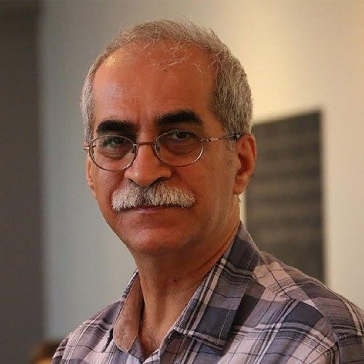 بهزاد غریب‌پور تصویرگر و گرافیست در غربت درگذشت