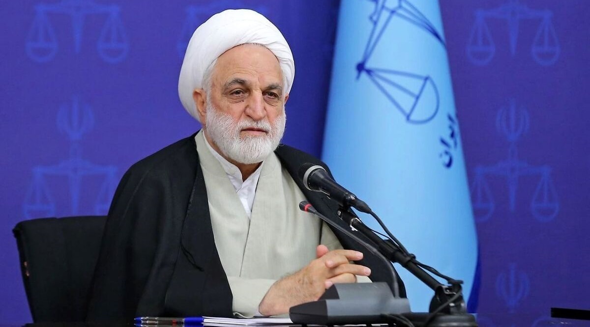 اژه‌ای: به من دیکته نکنید که چه بکنم یا چه نکنم!