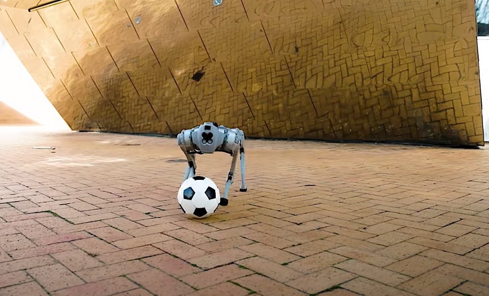 دریبل‌بات؛ لیونل مسی دنیای ربات های فوتبالیست