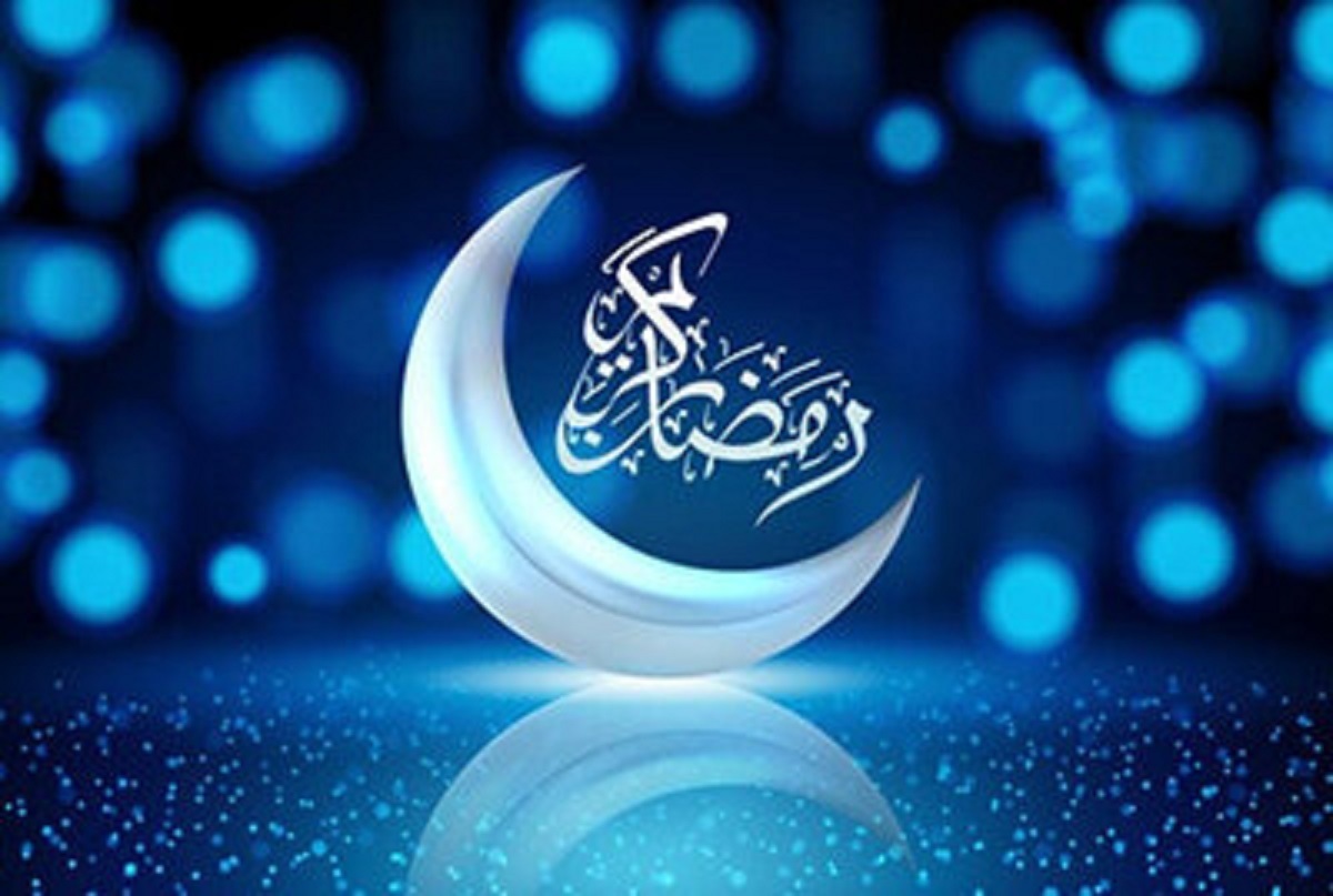 دفتر مقام معظم رهبری: پنجشنبه اول ماه رمضان است