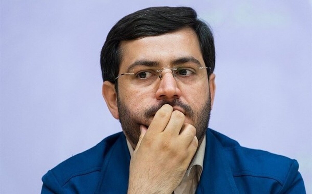 توئیتربورس: رئیس مرکز ارزیابی سیاستهای کلی نظام هنوز فرق حجم معاملات و قیمت را نمی داند ولی تز اقتصادی می دهد
