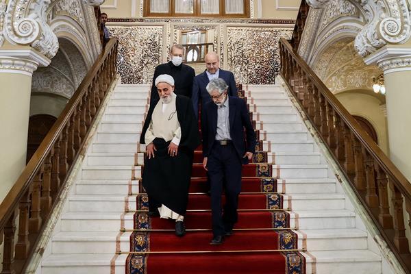 افطار رییس برای اسلاف؛ اصول یا افول؟ افطار رییس برای اسلاف؛ اصول یا افول؟