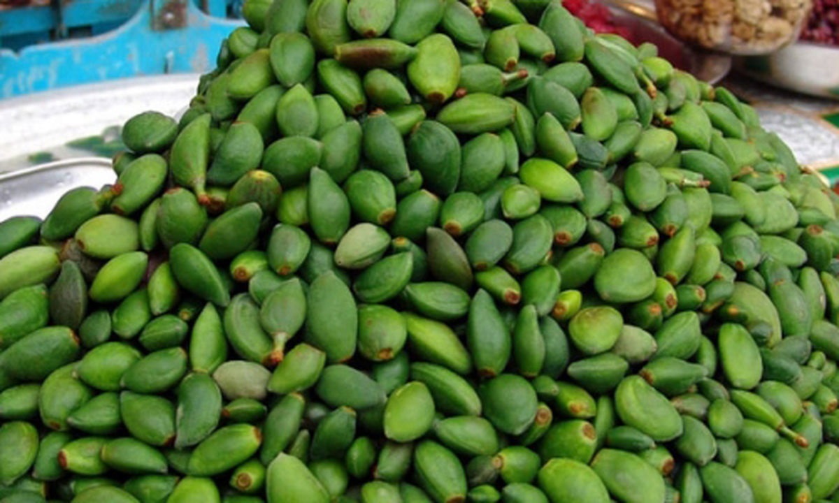 اگر زیاد چغاله بادام می خورید، مراقب باشید
