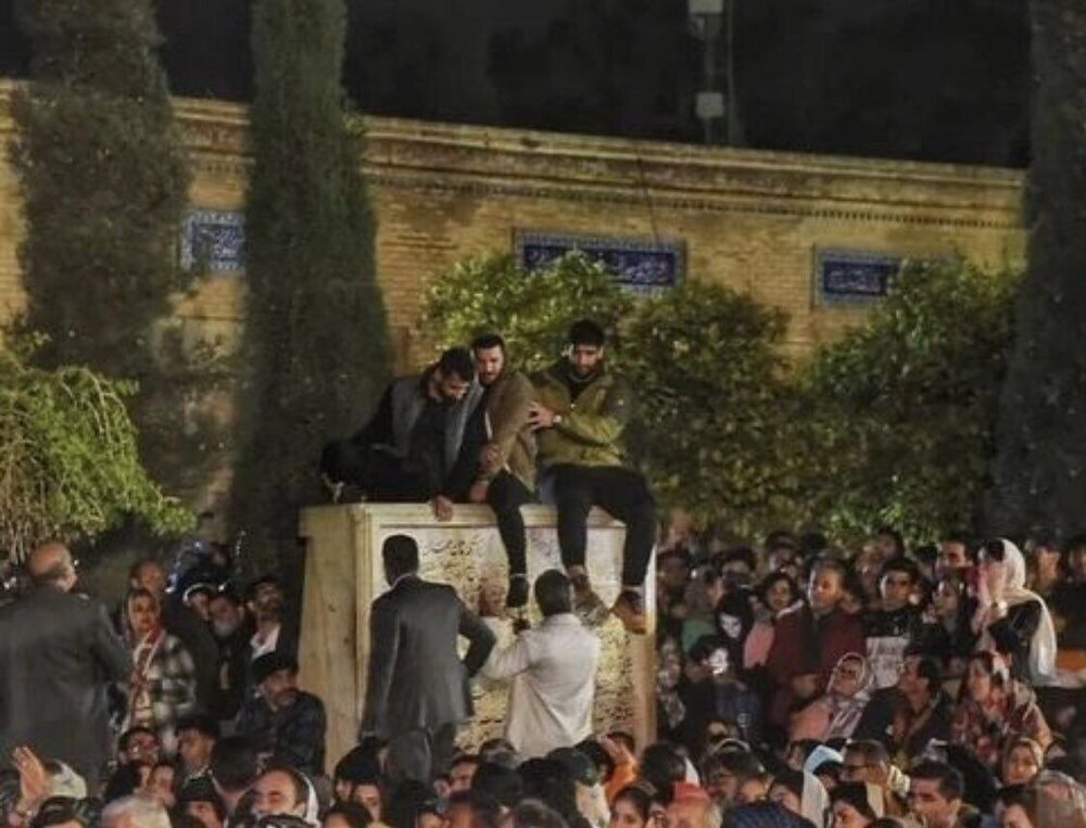 «مغالطه های ماست و قیمه ای» در قضیه خسارت در حافظیه! «مغالطه های ماست و قیمه ای» در قضیه خسارت در حافظیه!