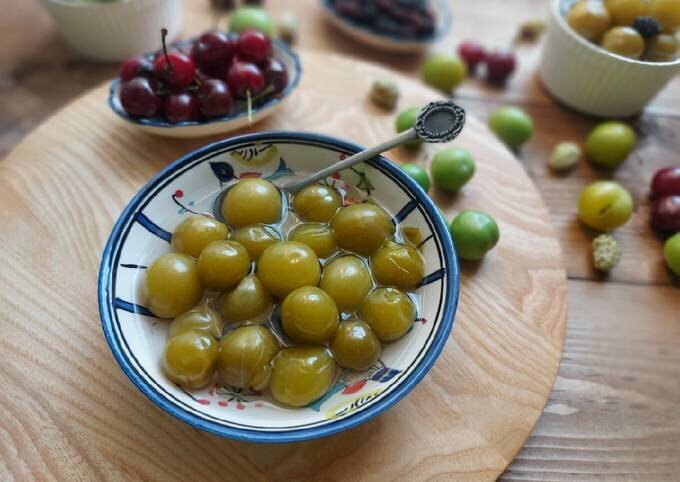 کمپوت گوجه سبز کمپوت گوجه سبز