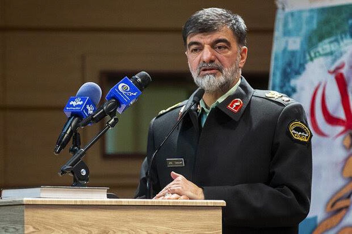 فرمانده انتظامی: مذاکره با طرف عراقی برای صدور گذرنامه موقت زوار اربعین در حال انجام است