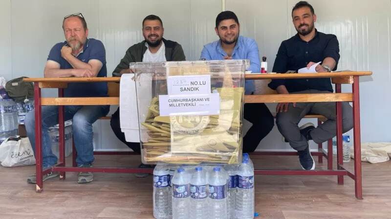 انتخابات ترکیه (عکس) انتخابات ترکیه (عکس)