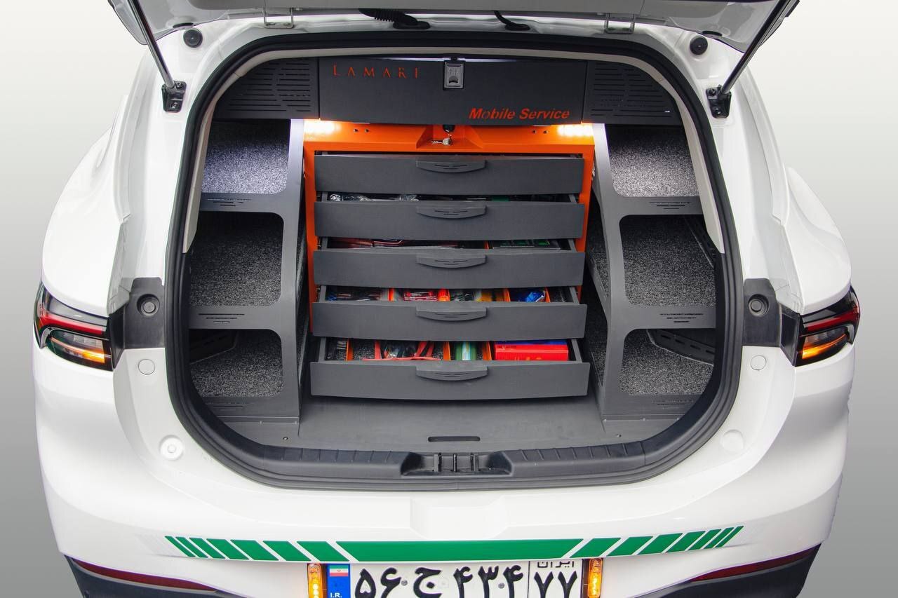 خودروهای امدادی لاماری وارد خیابان ها شدند (+عکس) خودروهای امدادی لاماری وارد خیابان ها شدند (+عکس)