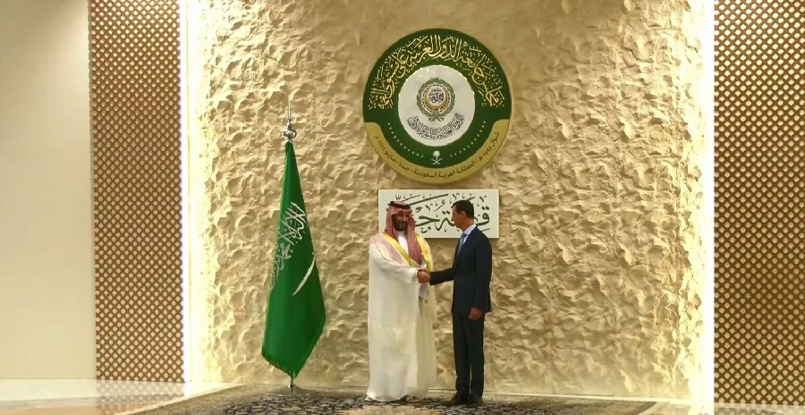 بشار اسد در نشست اتحادیه عرب /اولین بعد از 12 سال (+عکس) بشار اسد در نشست اتحادیه عرب /اولین بعد از 12 سال (+عکس)