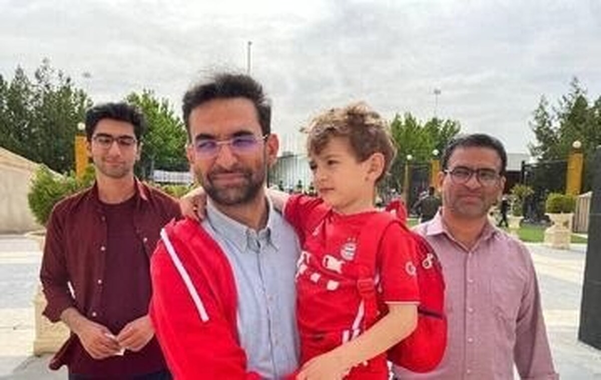 آذری جهرمی پس از بازی دربی: بازیکنان حرف‌ها را در زمین زدند