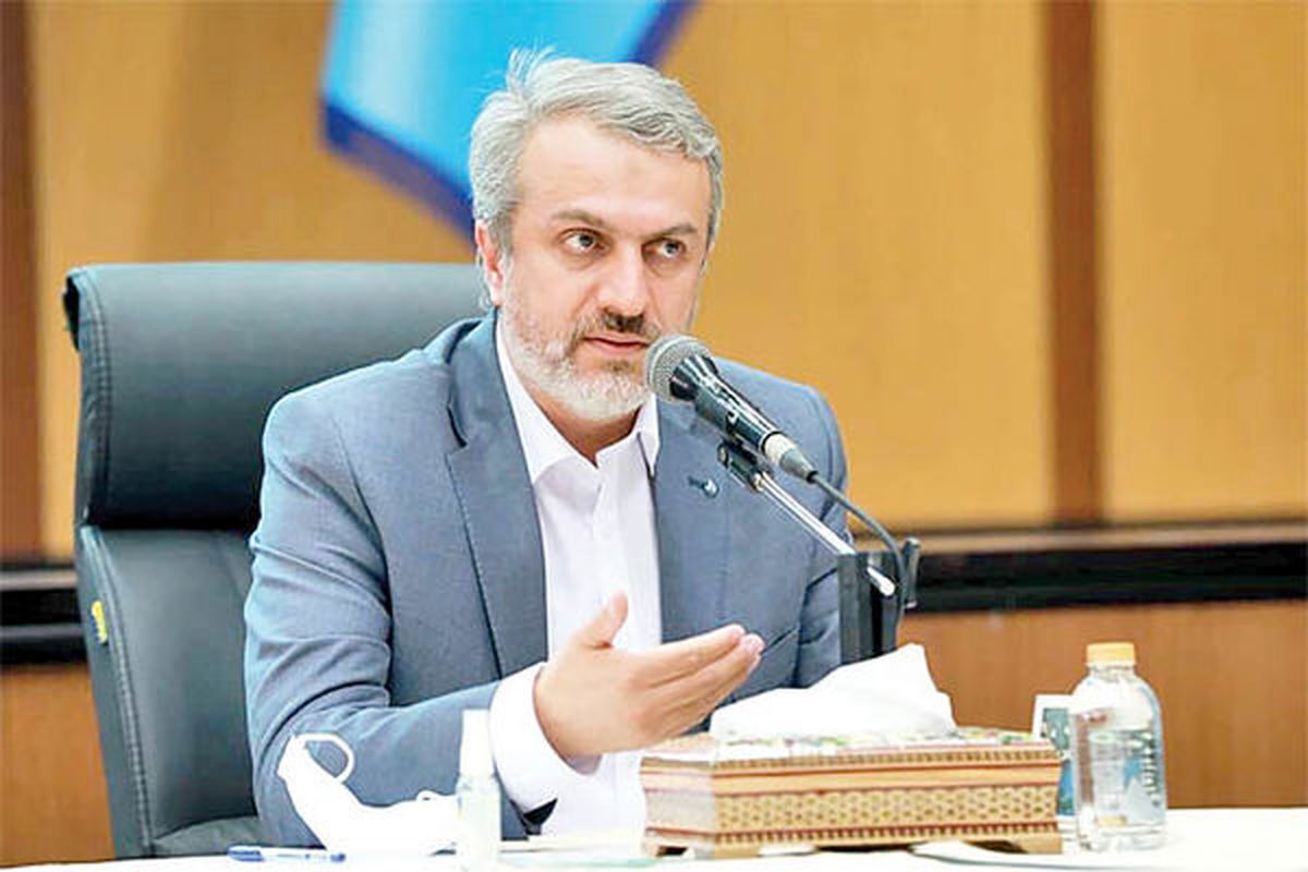 وزیر صنعت: قیمت ارز از ۶ مسیر بر اقتصاد تاثیر می گذارد/ گرایش مردم به سمت کالاهایی برای حفظ ارزش پول است