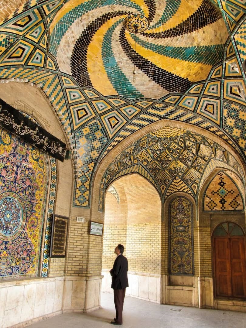 اینجا مقبره پسر امام رضا (ع) است (+عكس) اینجا مقبره پسر امام رضا (ع) است (+عكس)