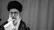 انتشار تصویری برای نخستین‌بار از رهبر شهید انقلاب در حال قرائت قرآن