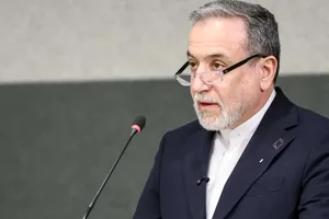 عراقچی: یا جنگ در ایران و لبنان متوقف می‌شود یا متوقف نمی شود