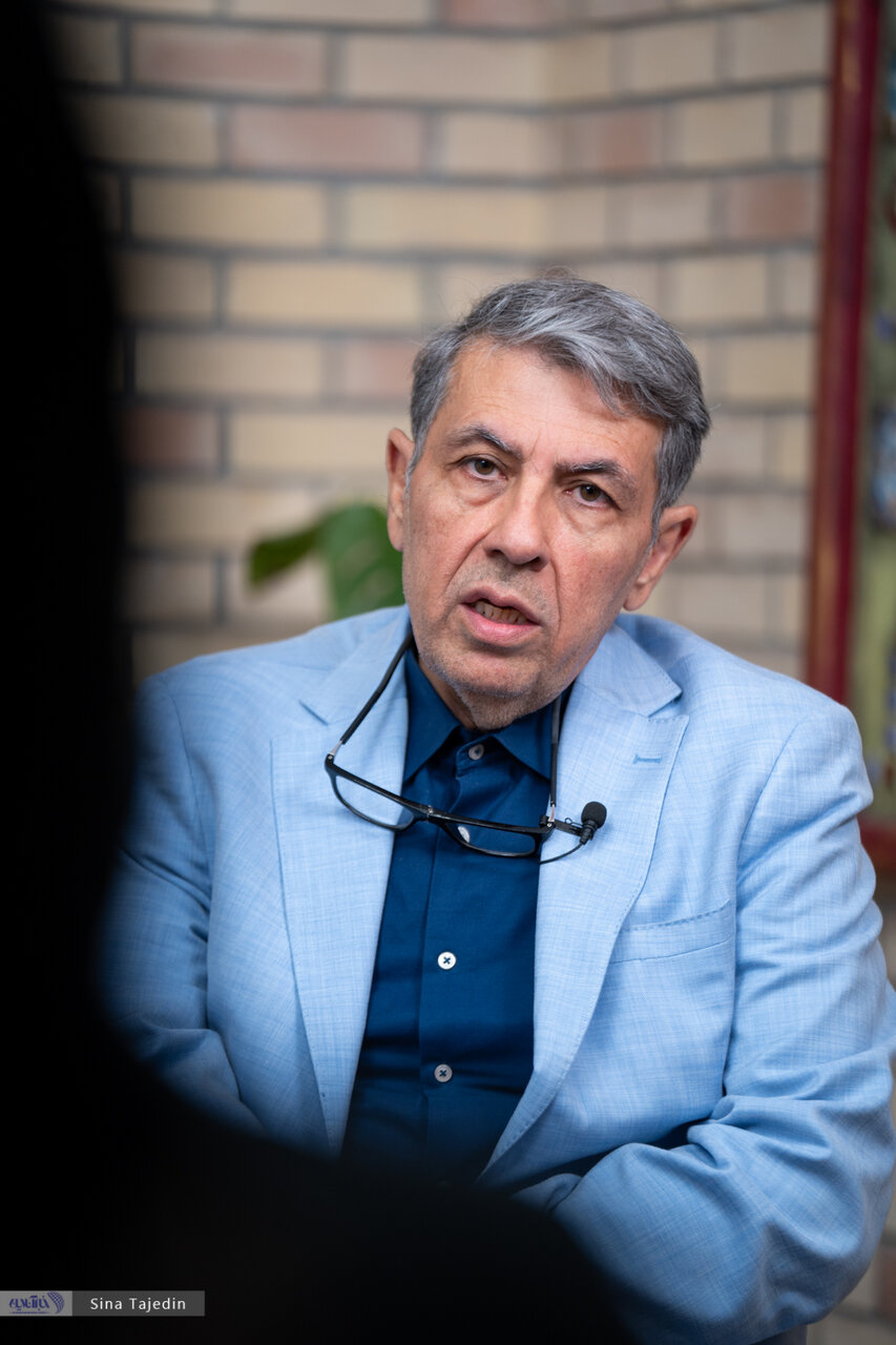 دکتر امیرمحسن ضیایی دکتر امیرمحسن ضیایی