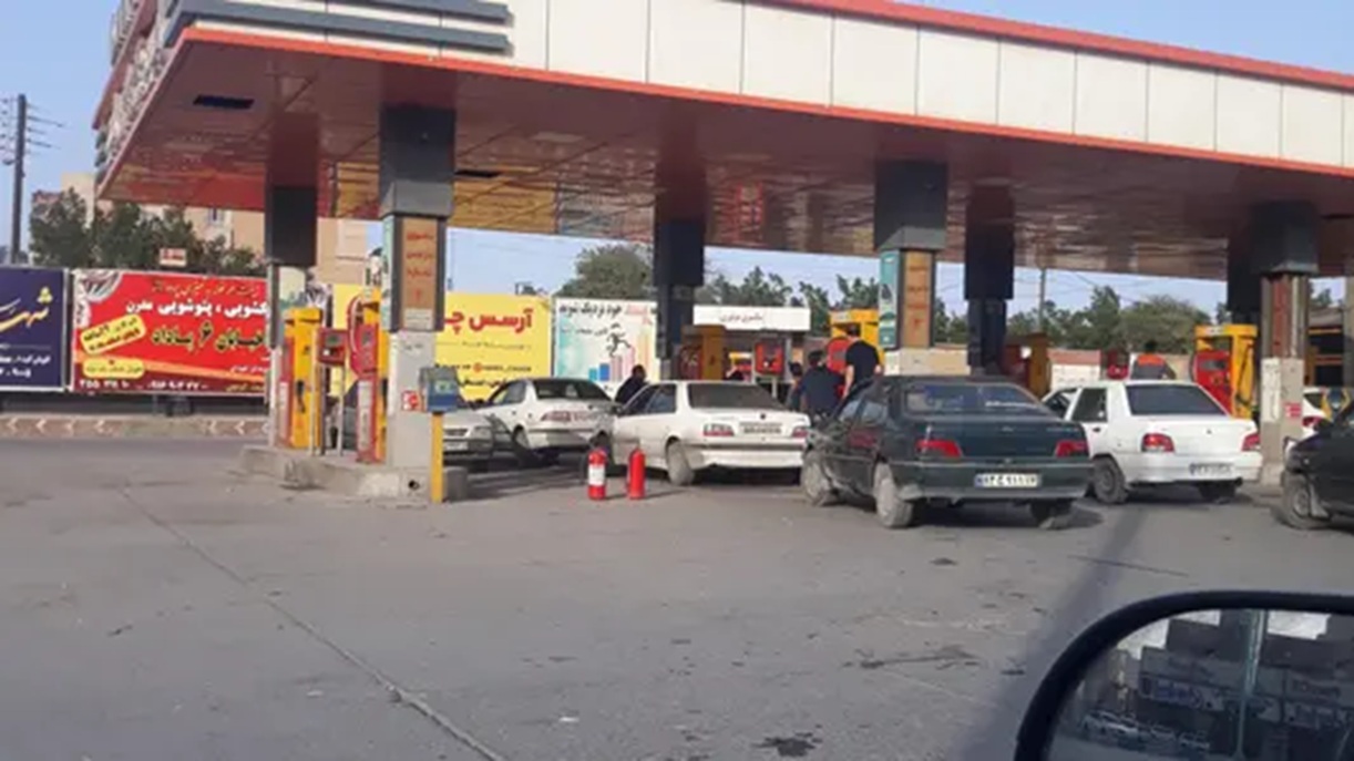پمپ بنزین پمپ بنزین