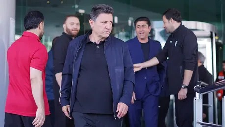 پایان رویافروشی امیر قلعه‌نویی؛ چرا کسی در فدراسیون فوتبال استعفا نمی‌دهد؟