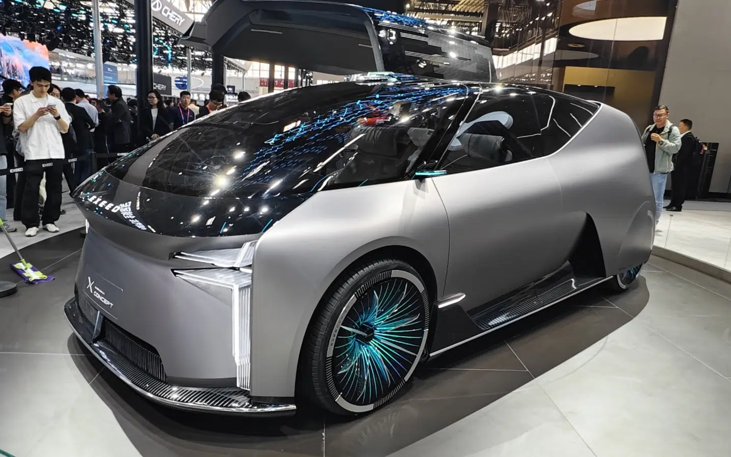 مفهومی خودران X-Concept چری مفهومی خودران X-Concept چری